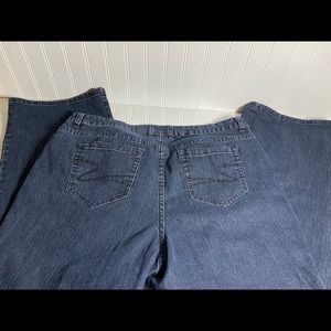 Liz Claiborne Woman-Stretch Jeans-Boot Cut